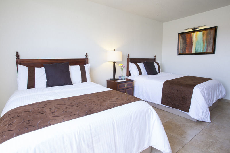 Clarion Inn Near Mcallen Airport Eksteriør bilde