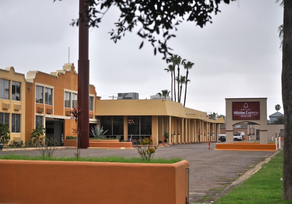 Clarion Inn Near Mcallen Airport Eksteriør bilde