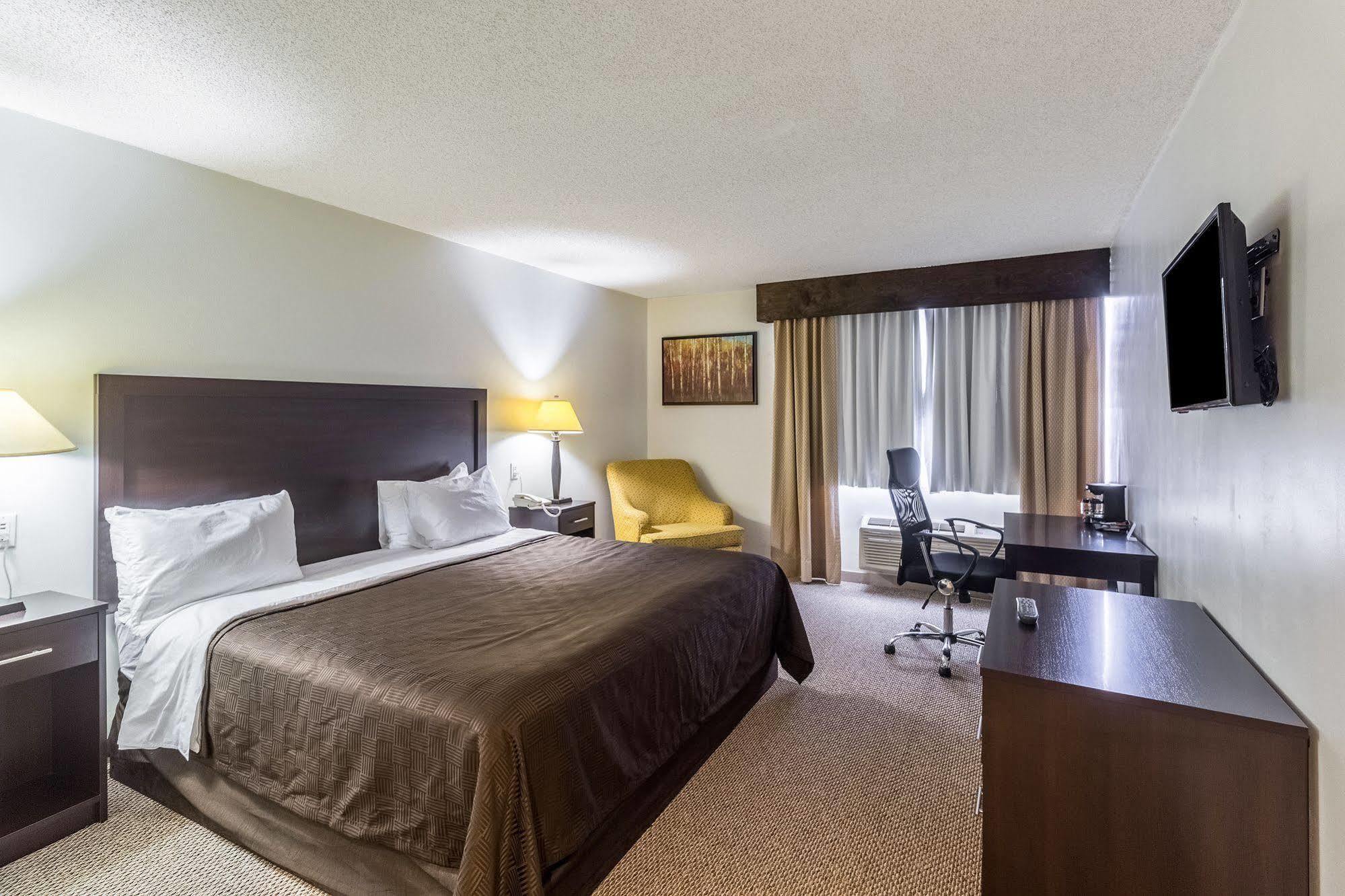 Clarion Inn Near Mcallen Airport Eksteriør bilde