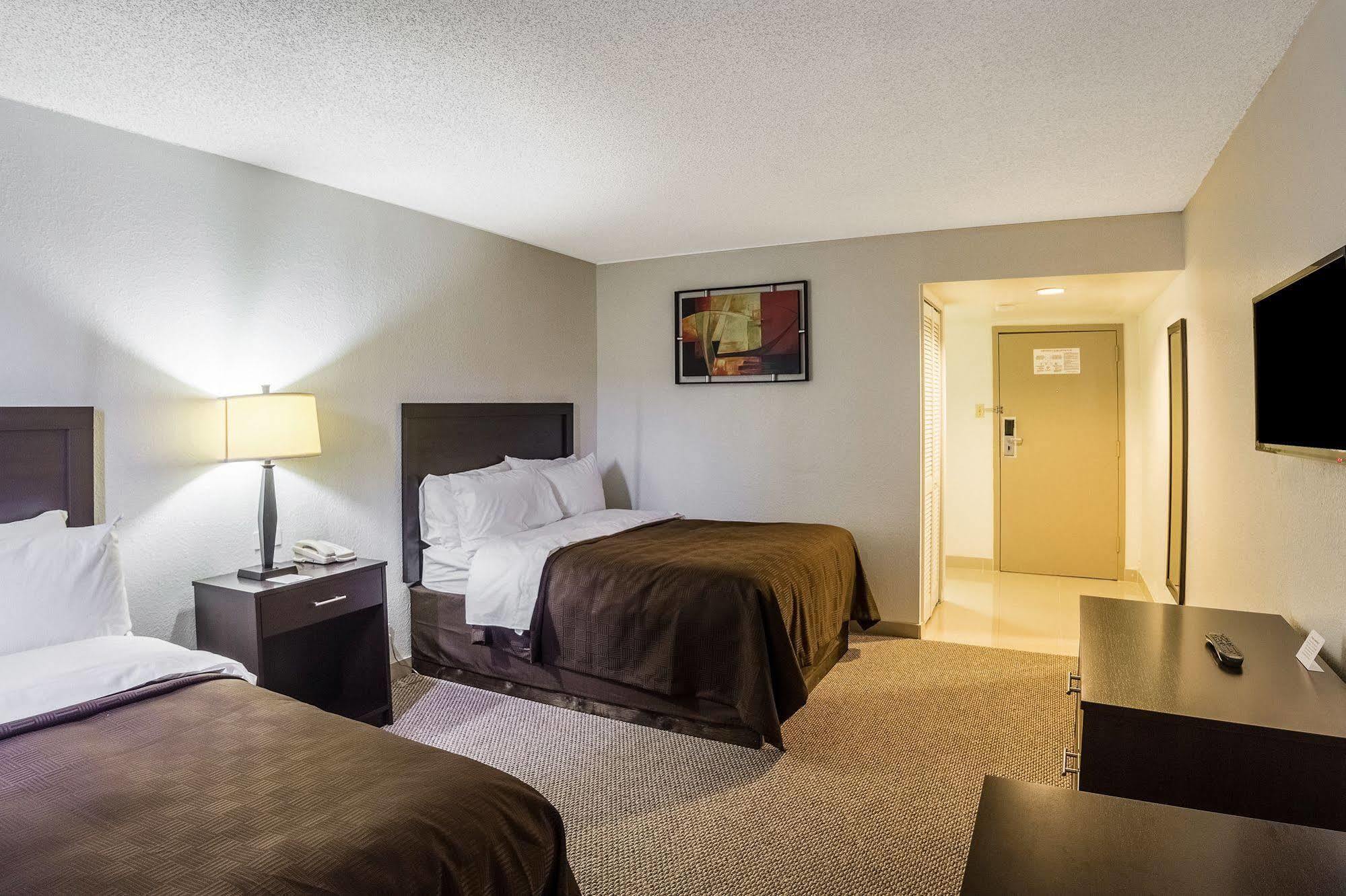 Clarion Inn Near Mcallen Airport Eksteriør bilde