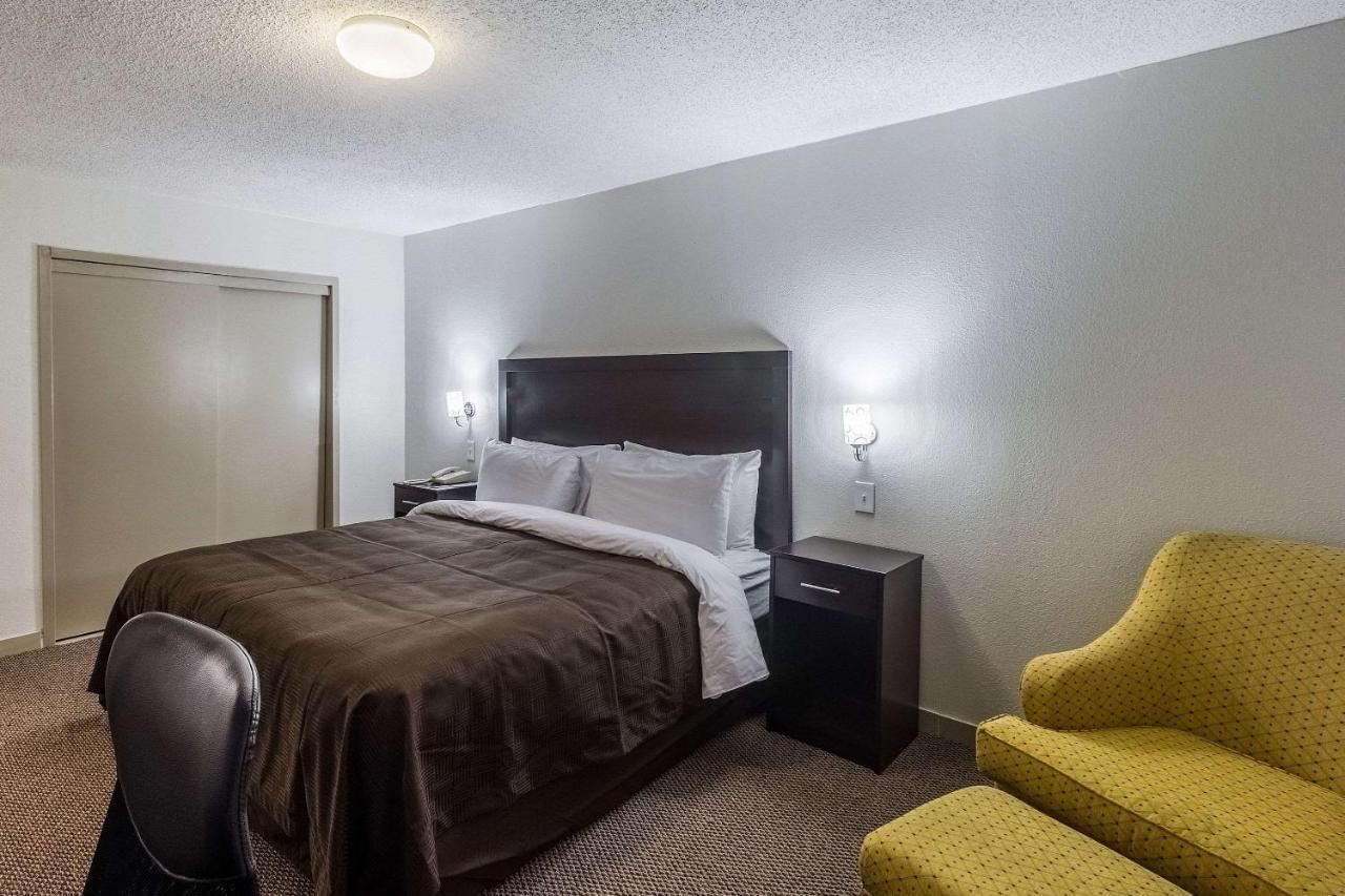 Clarion Inn Near Mcallen Airport Eksteriør bilde